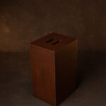 LARGE LIGHT BROWN APPLE BOX